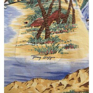 VTG Tommy Hilfiger Island Print Button Up Shirt Short Sleeve Hawaiian Mens Large